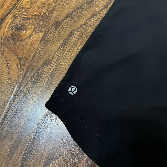 Lululemon Criss Cross Back Tank Top Size 6 - Picture 5 of 7